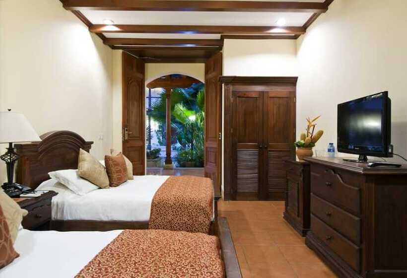 اتاق سوپریور, Plaza Colon   Granada Nicaragua
