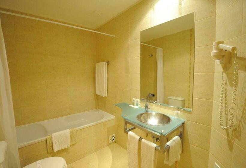 발코니가 있는 2 베드룸 아파트, Oceano Atlantico Apartamentos Turisticos