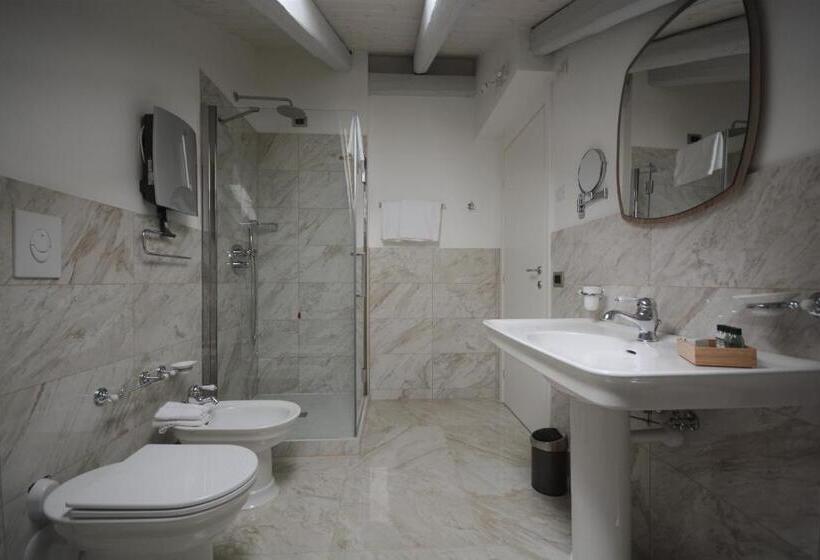 Люкс, Les 7 Suites Erica