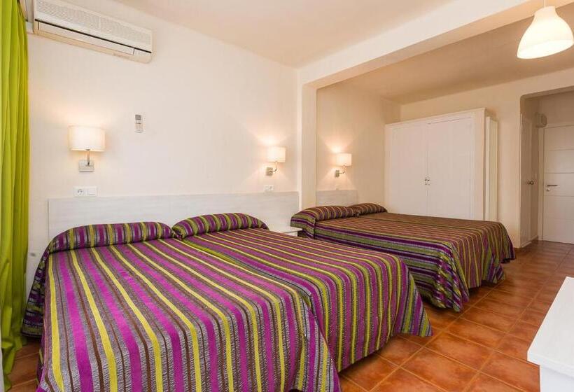 Четырехместный Номер Стандарт, Hostal Sol Y Miel