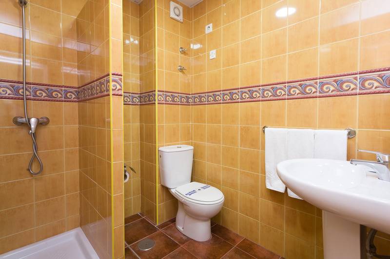 اتاق استاندارد چهار تخته, Hostal Sol Y Miel