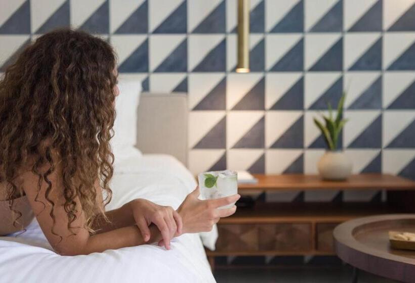 Бунгало с видом на бассейн, Phāea Cretan Malia, A Member Of Design Hotels