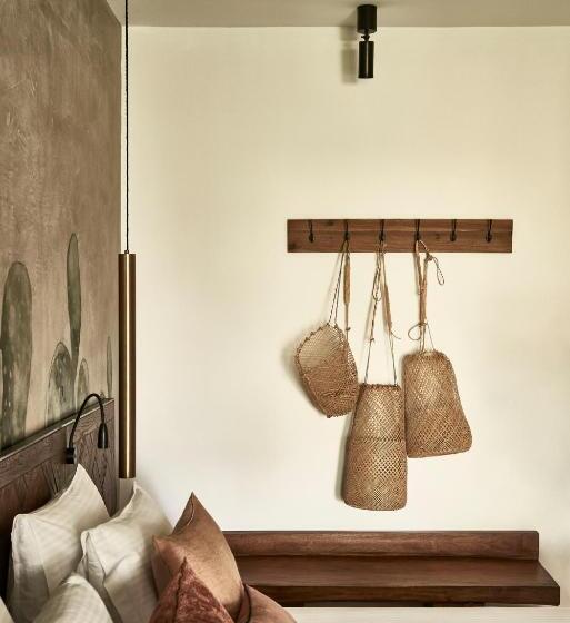 Полулюкс, Phāea Cretan Malia, A Member Of Design Hotels