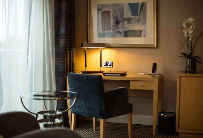 Студия Стандарт, The Club Hotel & Spa Jersey