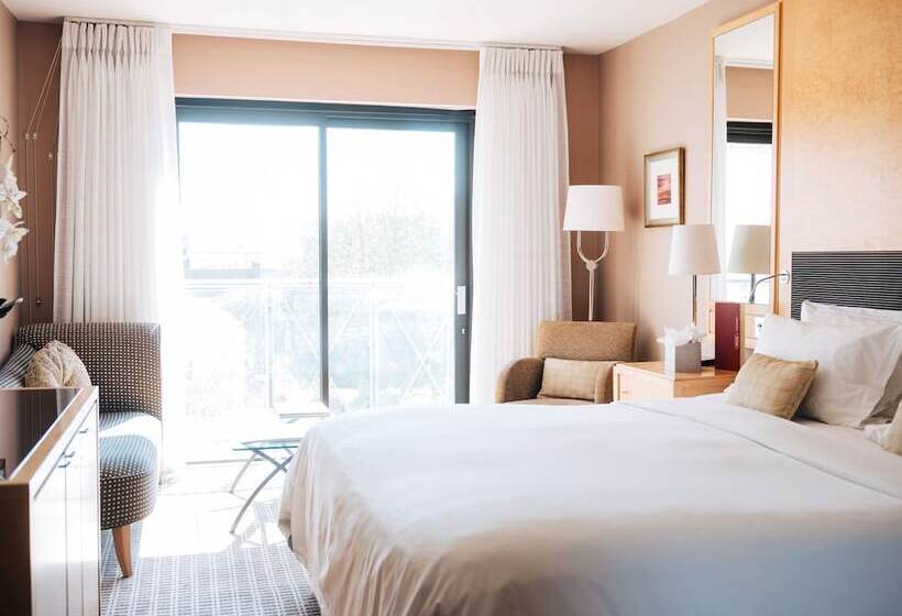 Номер Deluxe, The Club Hotel & Spa Jersey