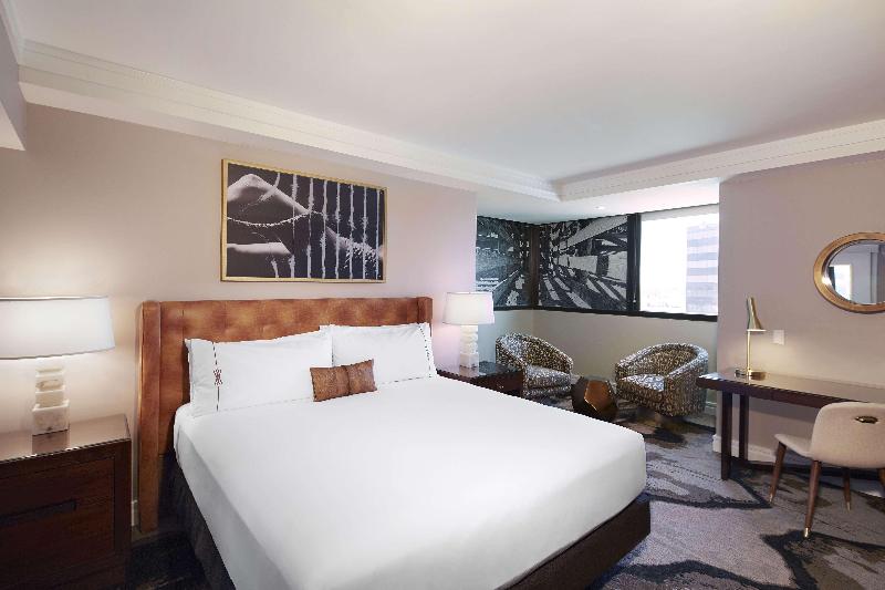 デラックスルーム, The Highland Dallas, Curio Collection By Hilton