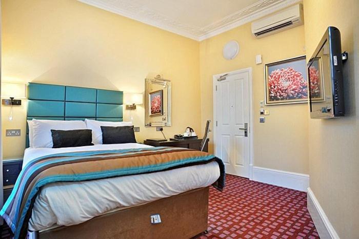 Номер Клуб, Astors Belgravia