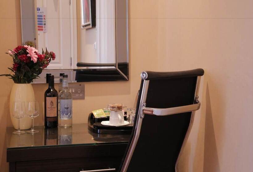 Номер Стандарт, Astors Belgravia