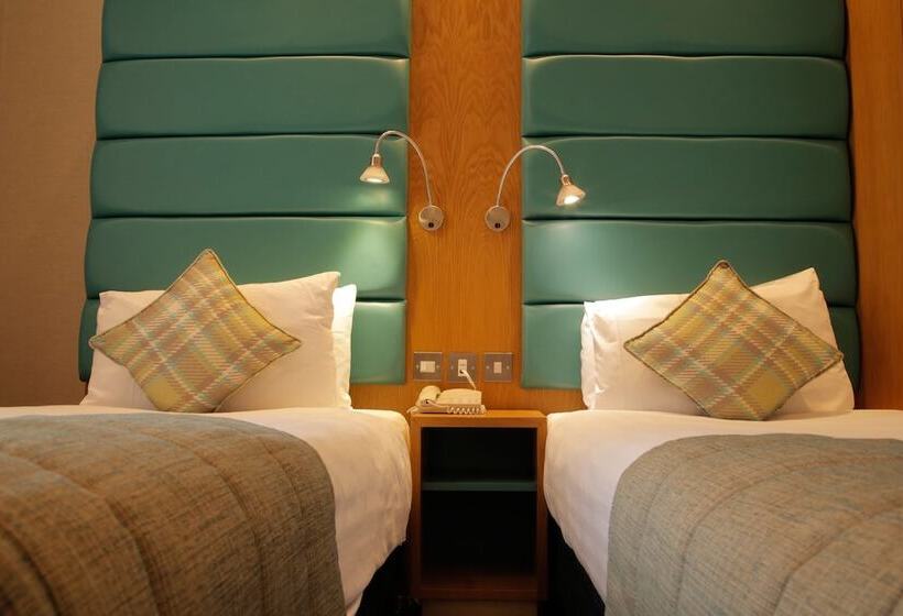 Номер Стандарт, Astors Belgravia