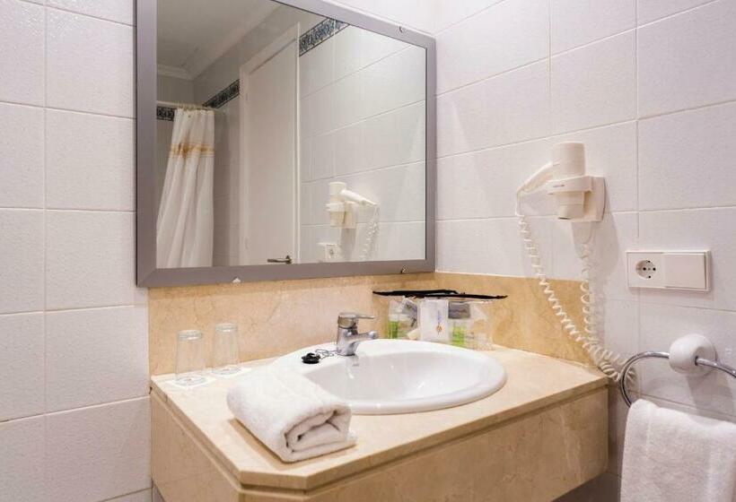 Номер Стандарт Трехместный, Globales Cala'n Blanes