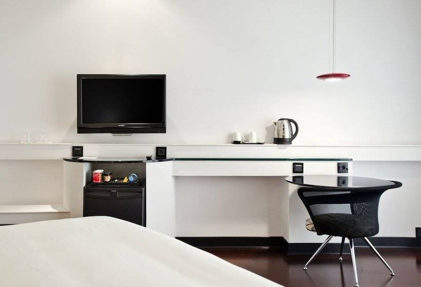 Habitación Deluxe, Hilton Madrid Airport