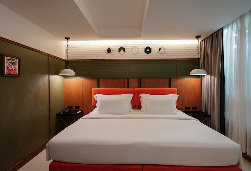 디럭스 룸, Sugar Marina Hotel   Art   Karon Beach   Sha Plus
