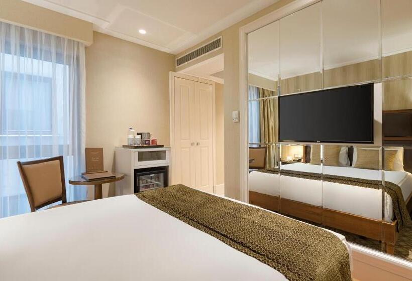 Pokój Superior, Titanic City Taksim