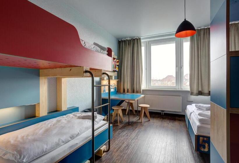 四人标准间, Meininger Hotel Hamburg City Center