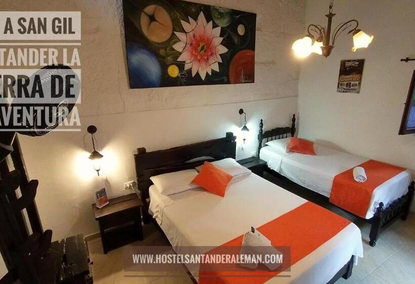 Номер Стандарт Трехместный, Santander Aleman Hostel