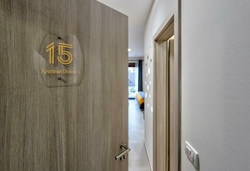 استودیوی سوپریور, Adonis Dreams Zlatibor