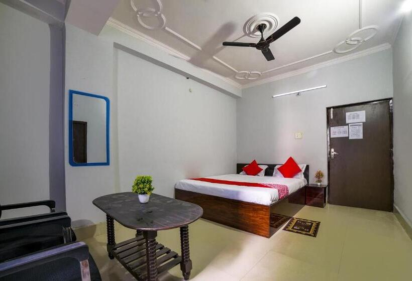 Трехместный Номер Классика, Oyo 76227 R P Grand
