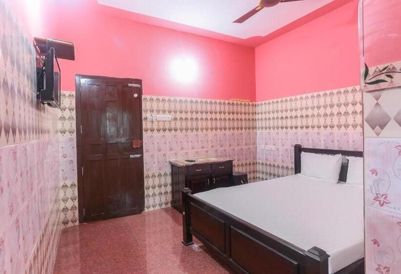 标准间, Spot On Sree Bhadra Tourist Home