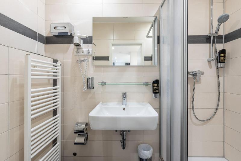 Номер Стандарт Индивидуальный, Trip Inn Budget Hotel Messe