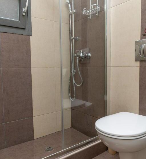 Трехместный Номер Deluxe, Naxos Petite Studios