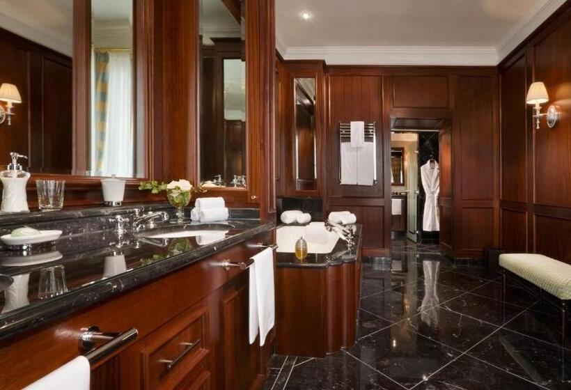 Люкс, Castlemartyr Resort