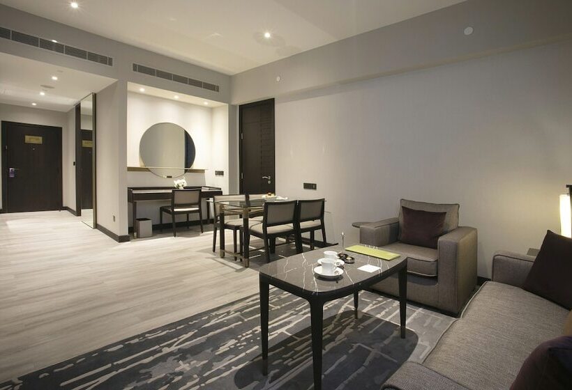 سوئیت 2 خوابه, Hyatt Regency Al Kout Mall