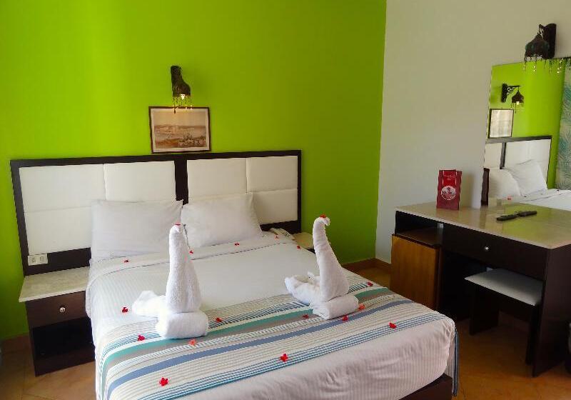 スタンダードシングルルーム, Naama Blue