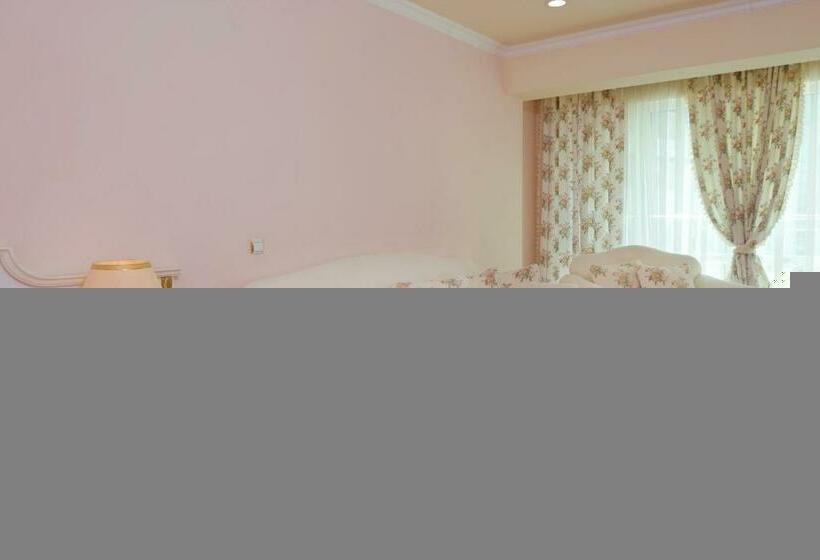 اتاق لوکس, Planeta Hotel & Aquapark Free Beach Access   Ultra All Inclusive