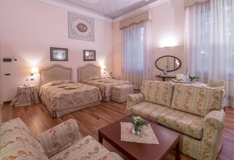 스탠다드 트리플 룸, Villa Revedin