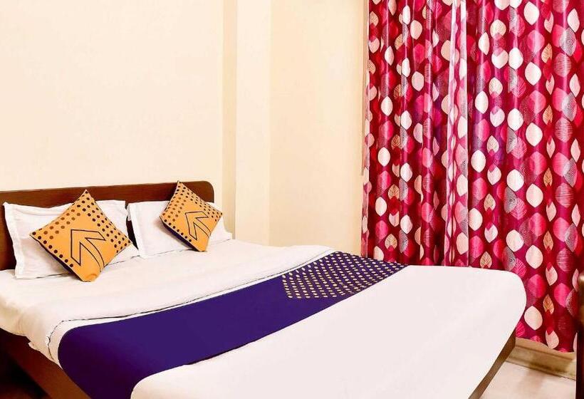 Трехместный Номер Классика, Vaccinated Staff  Spot On Jai1267  Taj Inn