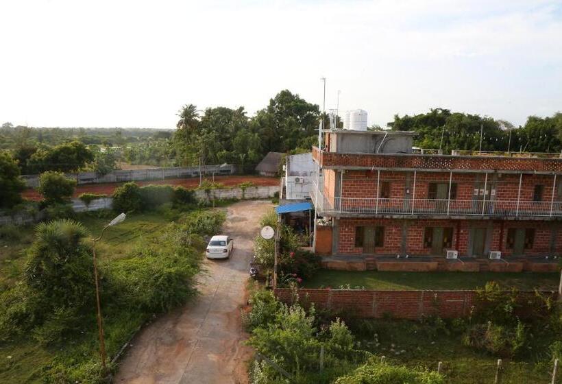 ویلای 1 خوابه, Blissful Haven Art House   Near Entrance To Auroville