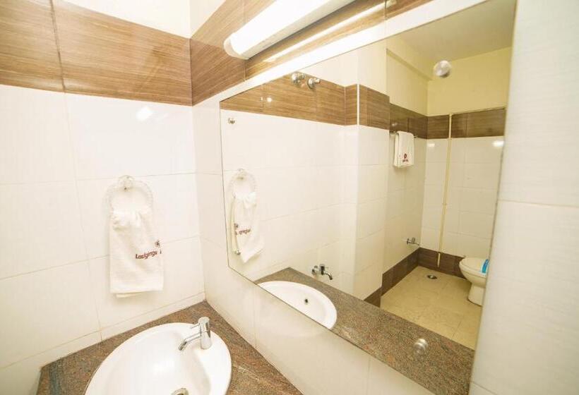 Четырехместный Номер Deluxe, Sgs Lodgings International