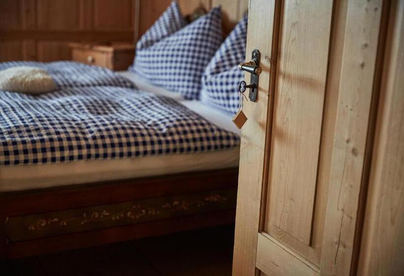 带共用浴室的标准房间, Nostalgie Bed & Breakfast Chrämerhus