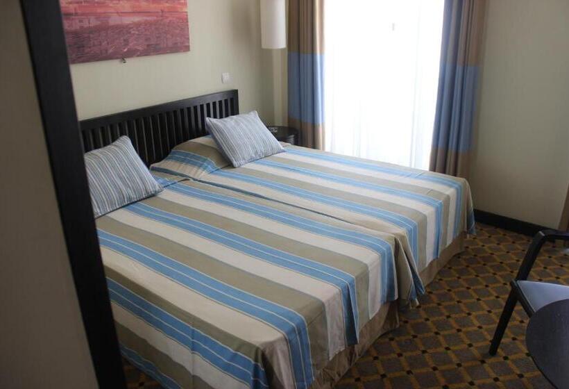 Deluxe room with river view, Ordem De Santiago