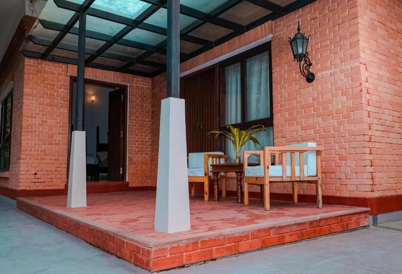 اتاق لوکس, Miraaya Wellness And Golf Resort