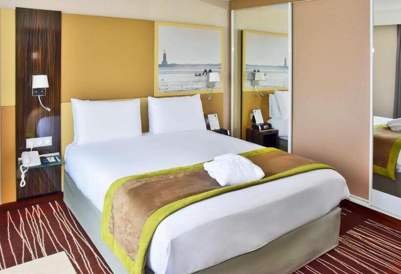 Номер Superior Вид на Море, Mercure Granville Le Grand Large