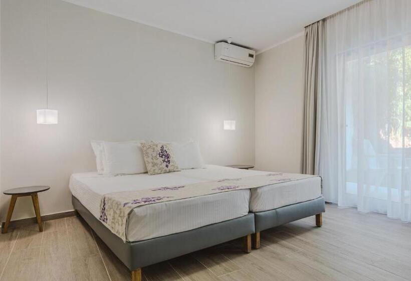 Номер Deluxe с Балконом, Sunrise Zante  Adults Only