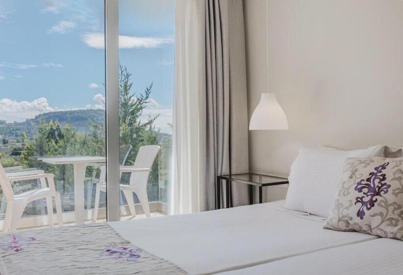 Номер Deluxe с Балконом, Sunrise Zante  Adults Only