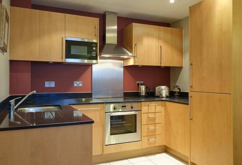 Апартаменты 1 Спальня, Marlin Apartments  London Bridge Empire Square