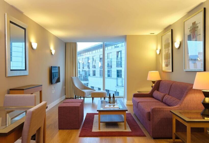 Апартаменты 1 Спальня, Marlin Apartments  London Bridge Empire Square