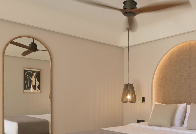 Полулюкс, Paralos Venus Suites Adults Only