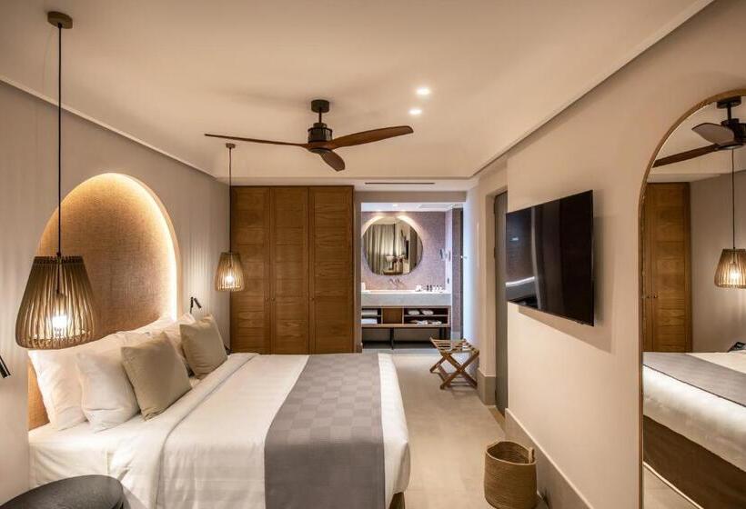 Полулюкс Вид на Море, Paralos Venus Suites Adults Only