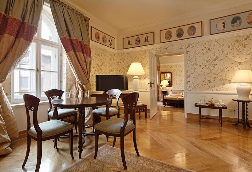 Президентский Люкс, The Bonerowski Palace Boutique