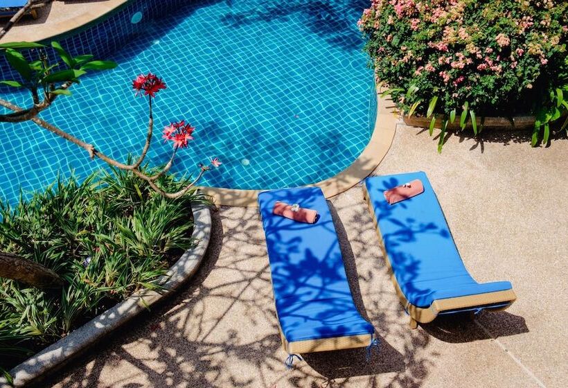 Номер Deluxe Вид на Бассейн, Railay Village Resort
