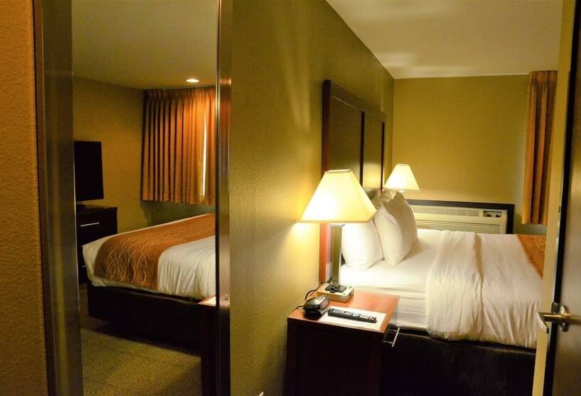 キングサイズベッドのスイートルーム, Comfort Inn & Suites Beaverton   Portland West