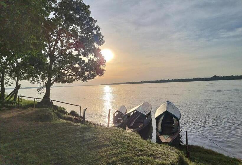 패밀리 방갈로, Milia Amazon Lodge