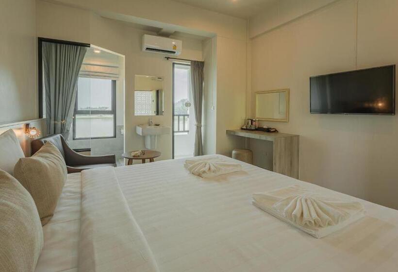 스탠다드 룸 킹사이즈 침대, Ang Pao Hotel Phuket