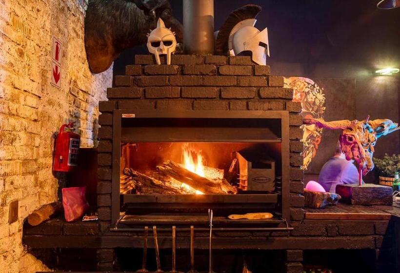Президентский Люкс, Hippomoon Lodge Game Reserve