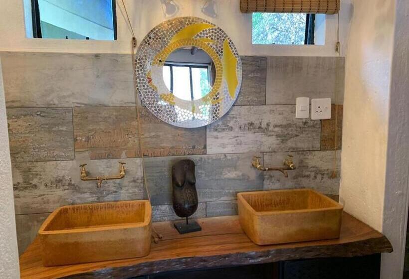 Шале 1 Спальня, Hippomoon Lodge Game Reserve