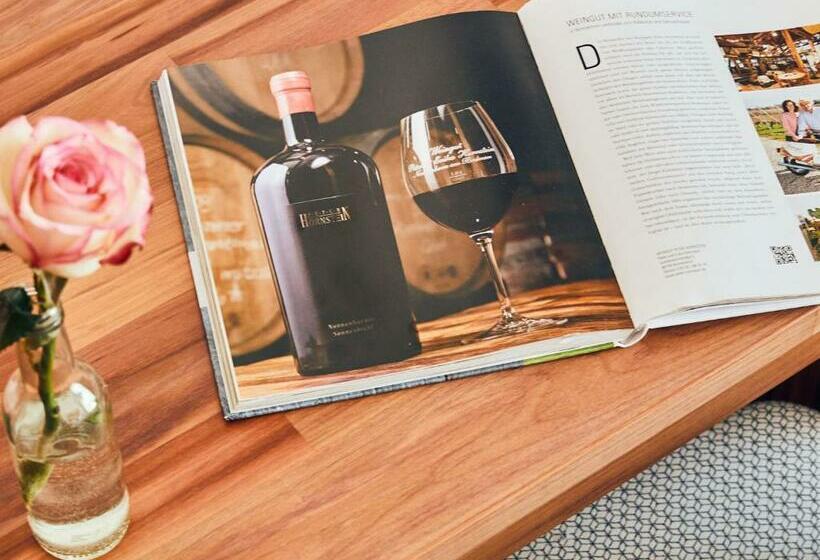 Номер Стандарт Вид на Озеро, Hornstein   Weingut, Vinothek & Gastronomie